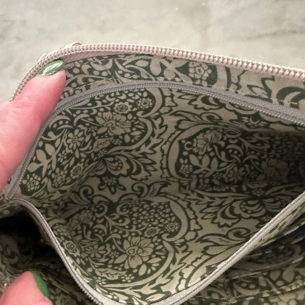 NWT HOBO GOLD LEATHER WRISTLET - Picture 3 of 7